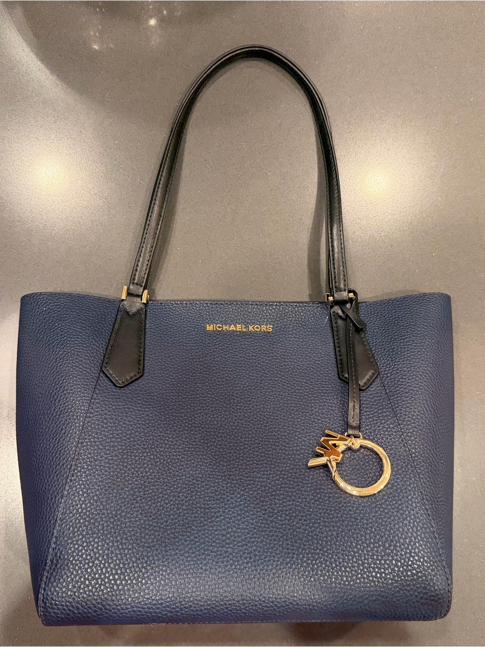 NWOT Michael Kors Kimberly Navy Pebble Leather Tote (Black Handles & Gold Charm)